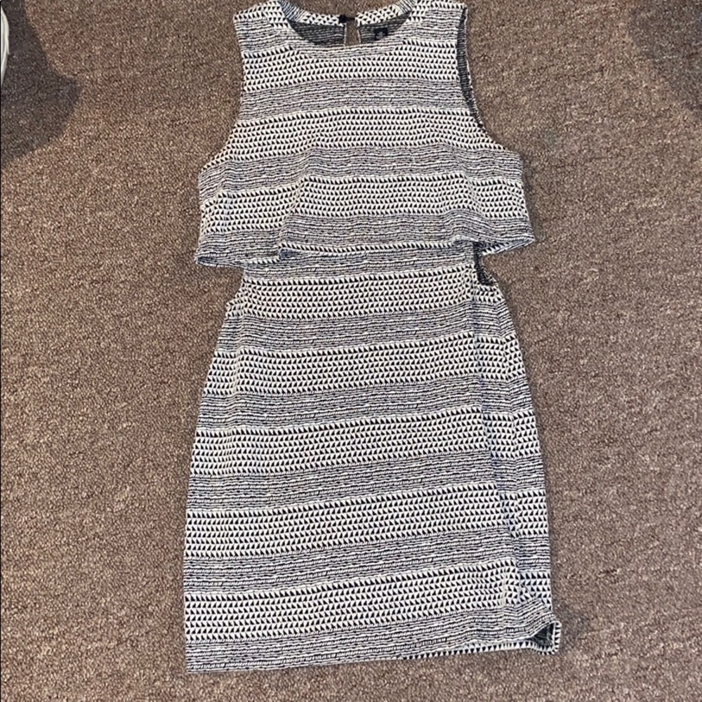 Black and white bodycon dress